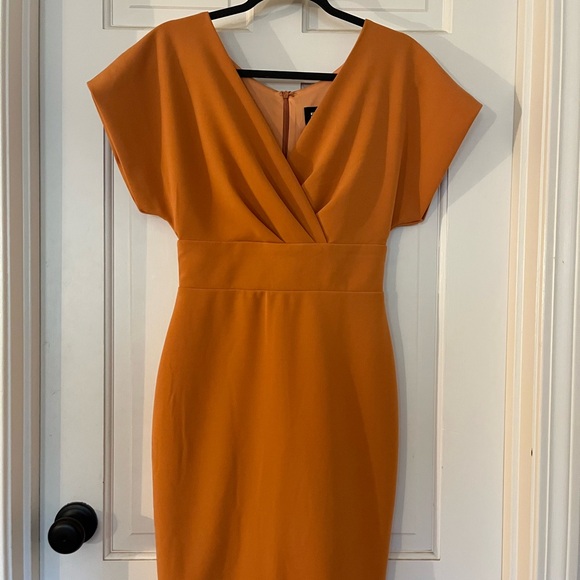 Elegant Orange Dress - Picture 1 of 5